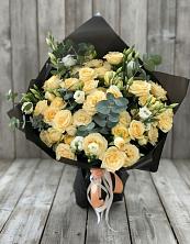 Букет цветов из:  Розы и Лизиантусы в Дьяконове