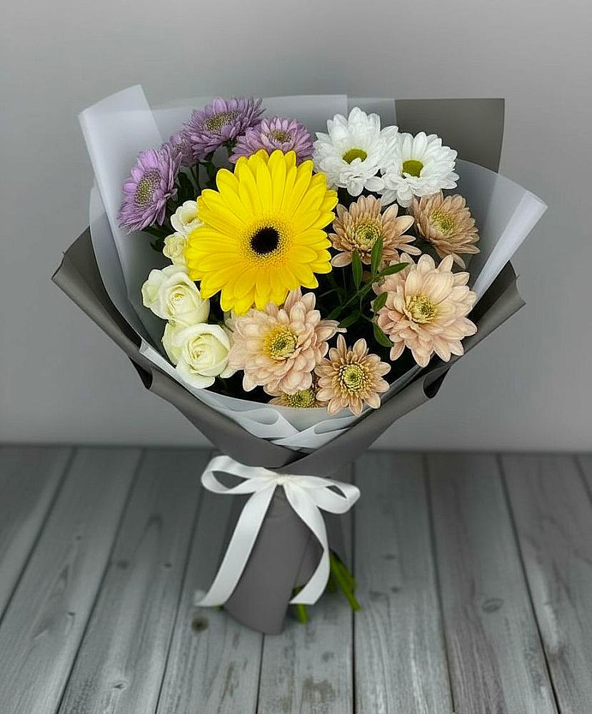 Букет цветов из: Розы, Герберы и Хризантемы в Дьяконове