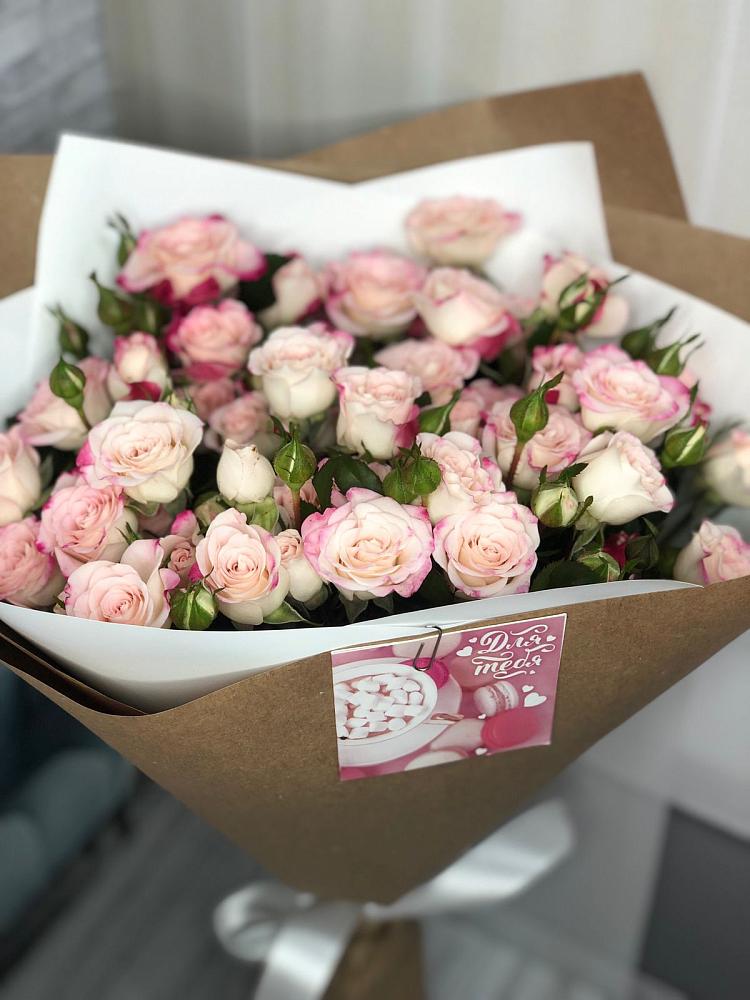 Букет цветов из: Розы в Дьяконове