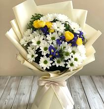 Букет цветов из:  Ирисы, Хризантемы и Розы #REPLACE_PRED# Дьяконове