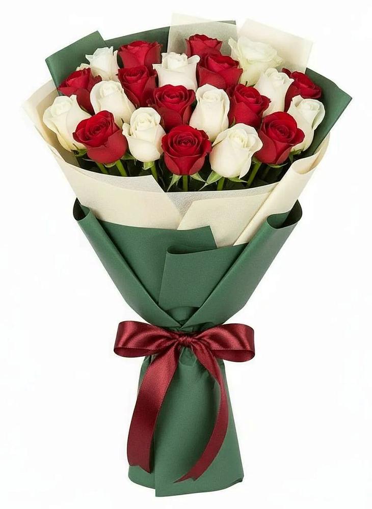 Букет Микс из красных и белых роз в Дьяконове