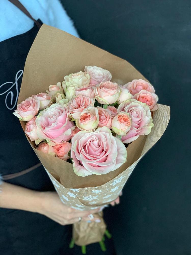 Букет цветов из: Хризантемы и Розы в Дьяконове