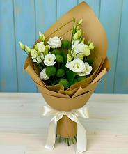 Букет цветов из:  Хризантемы и Лизиантусы #REPLACE_PRED# Дьяконове