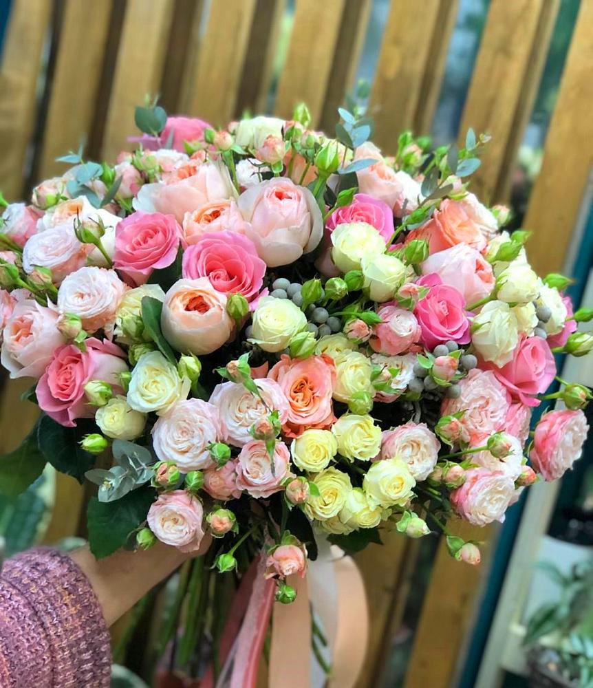 Букет цветов из: Розы в Дьяконове